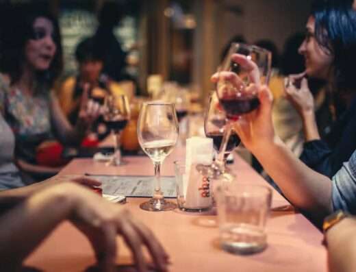 wine experience in Thessaloniki wine bar
